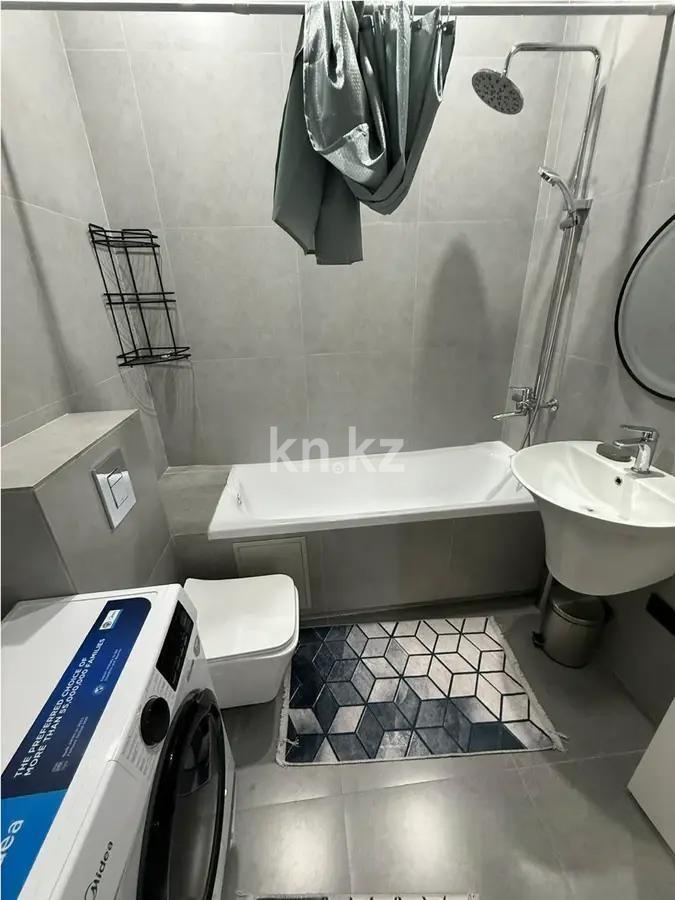 Продажа 2-комнатной квартиры, 67 м² в Алматы - фото 4