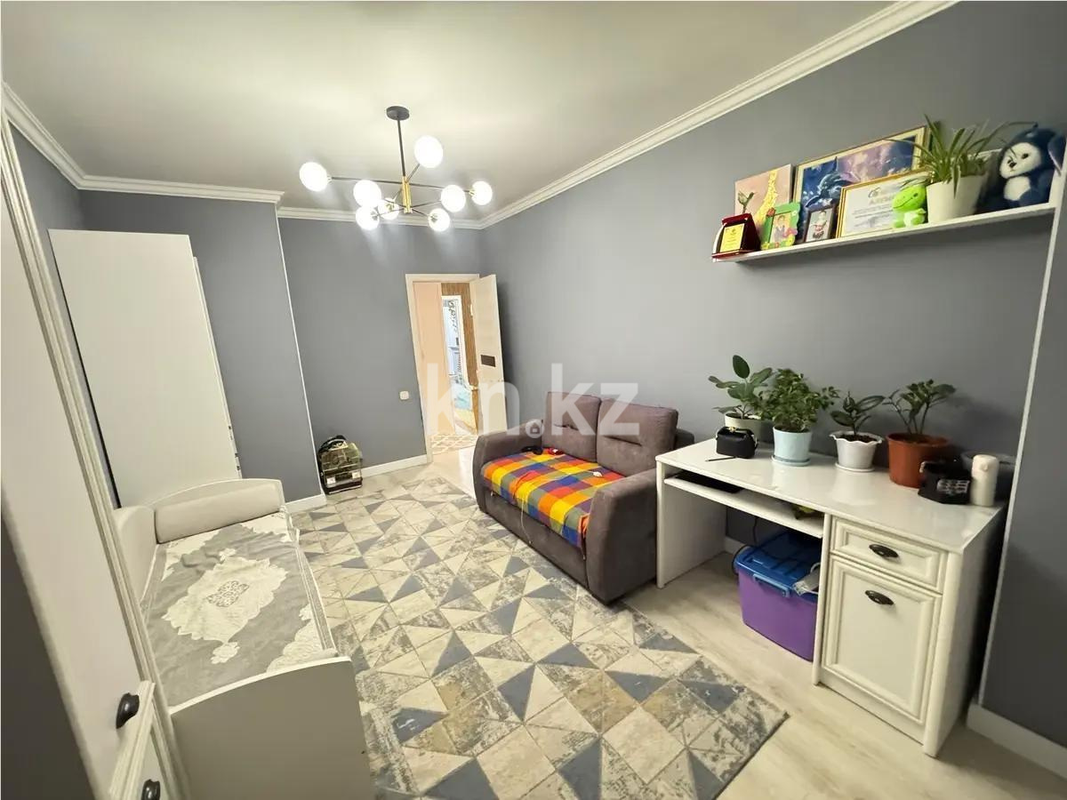 Продажа 3-комнатной квартиры, 80 м², пр. Момышулы, дом  27 в Астане - фото 3