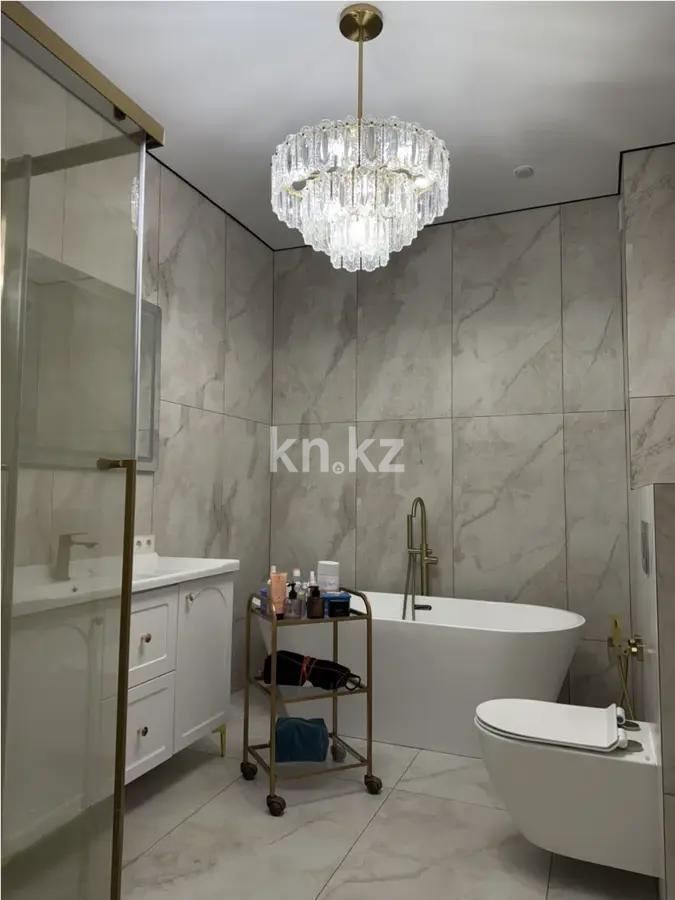 Продажа 2-комнатной квартиры, 67.2 м² в Алматы - фото 4