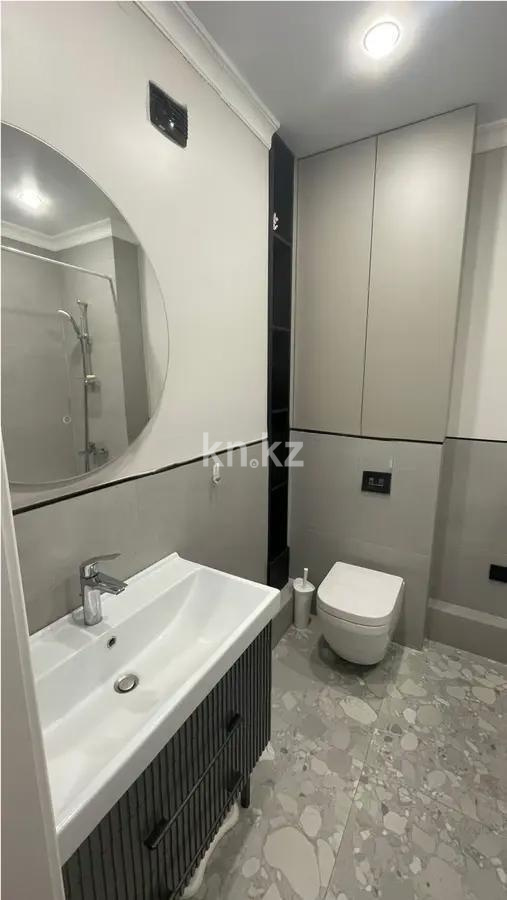 Продажа 2-комнатной квартиры, 46 м², ул. Сатпаева, дом  82 в Алматы - фото 4