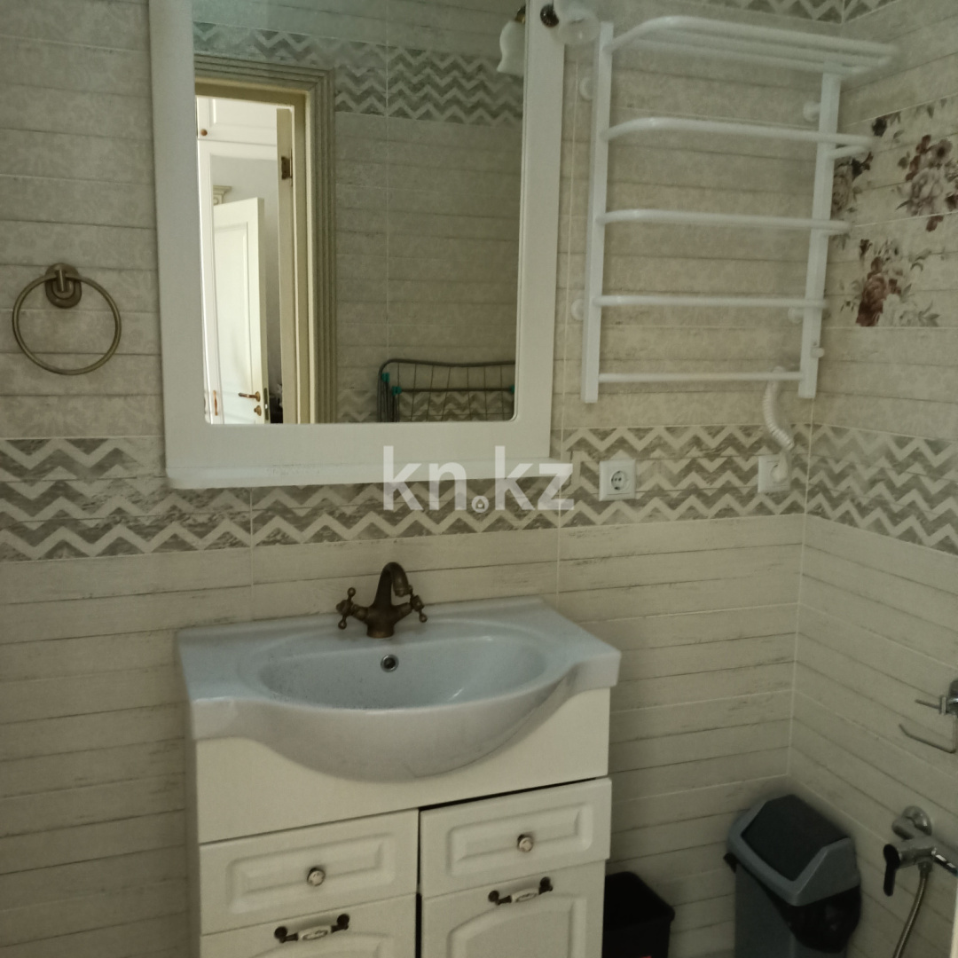 Аренда 2-комнатной квартиры посуточно, 75 м² в Астане - фото 4