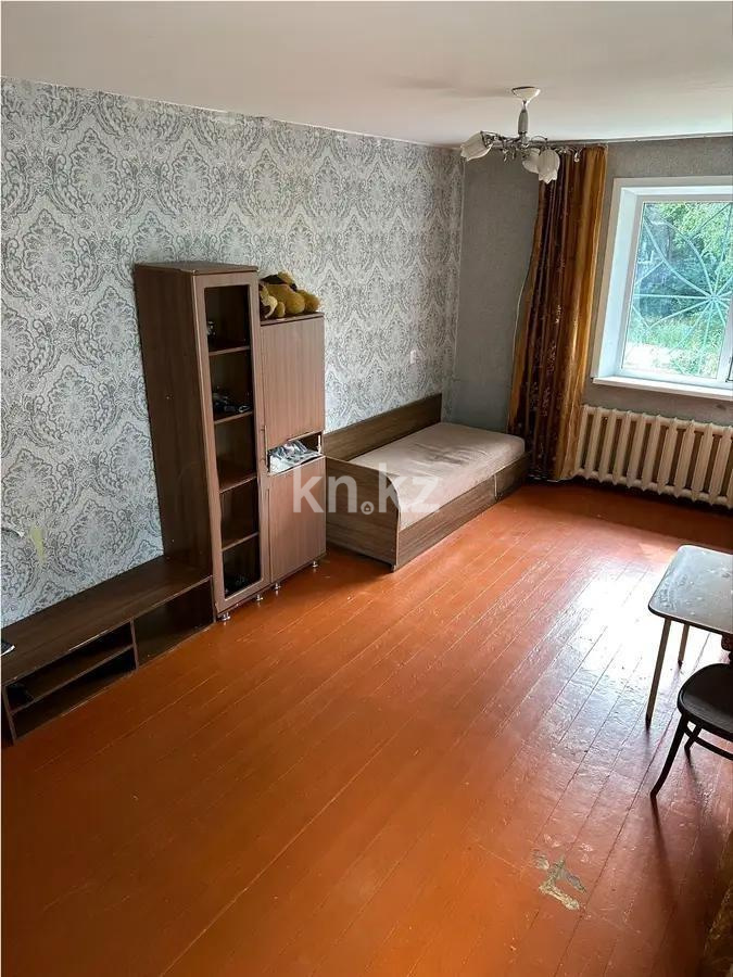Продажа 2-комнатной квартиры, 42 м², мкр-н 12, дом  49 - Продажа квартир в Караганде фото 1 из 4