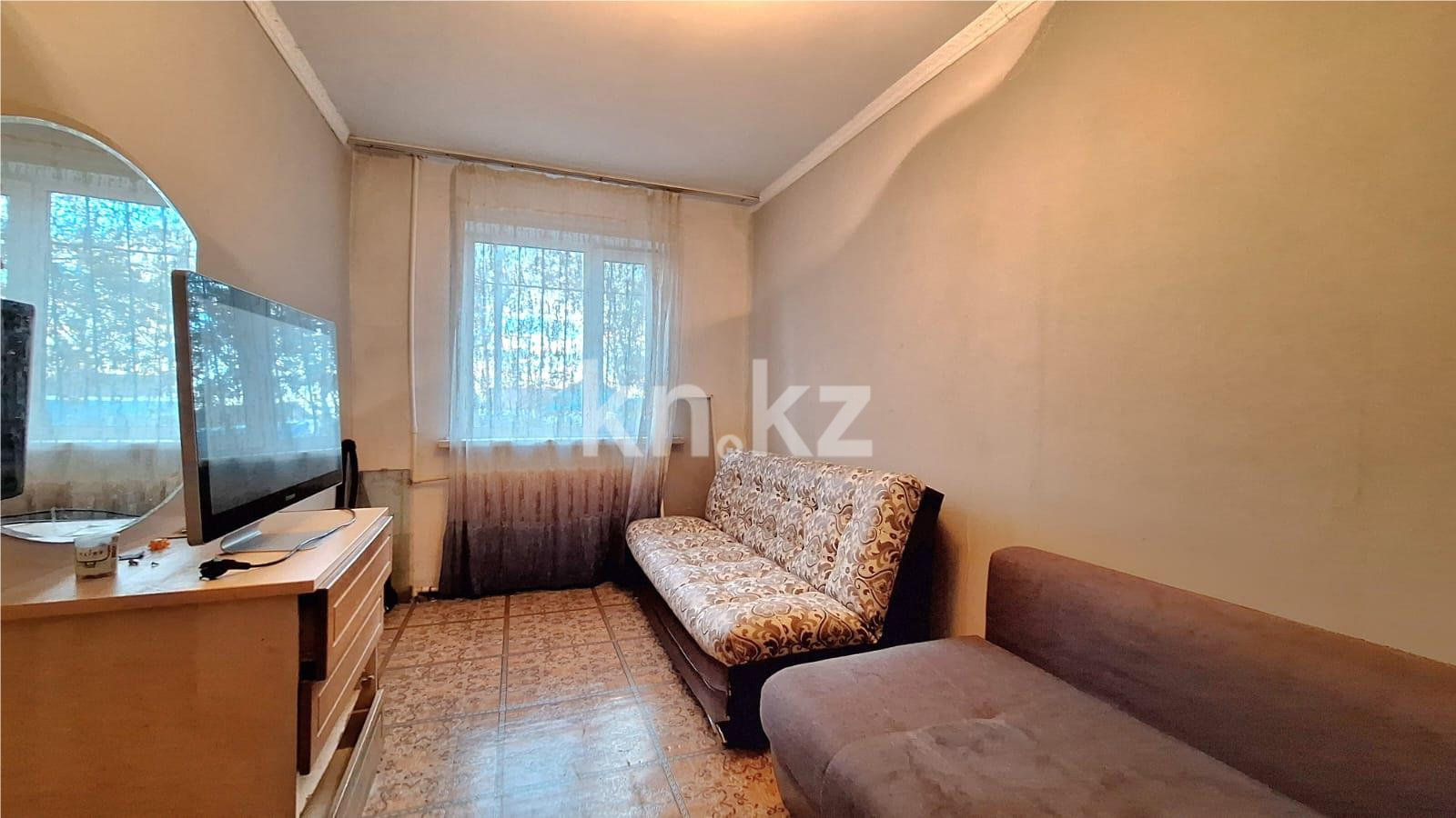 Продажа 3-комнатной квартиры, 63 м², мкр-н 16 в Караганде - фото 5