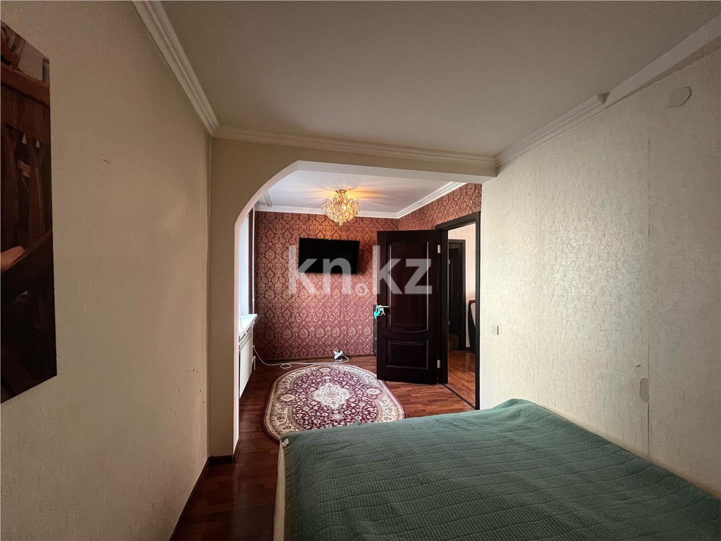 Продажа 4-комнатной квартиры, 84 м², ул. Университетская - Продажа  четырехкомнатных квартир в Караганде фото 16 из 20