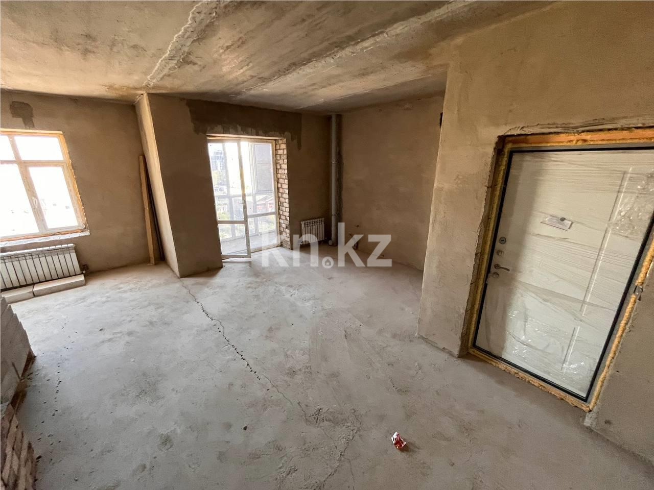 Продажа 3-комнатной квартиры, 90 м², ул. Муканова в Караганде - фото 16