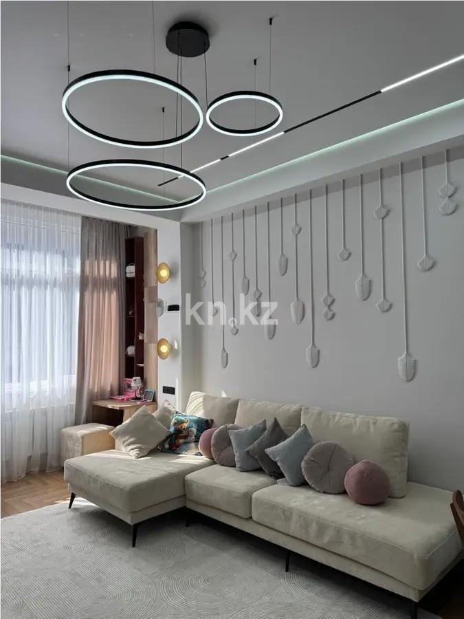 Продажа 2-комнатной квартиры, 50 м², мкр-н Акжар, дом  3/12 - Продажа квартир в Алматы фото 1 из 5