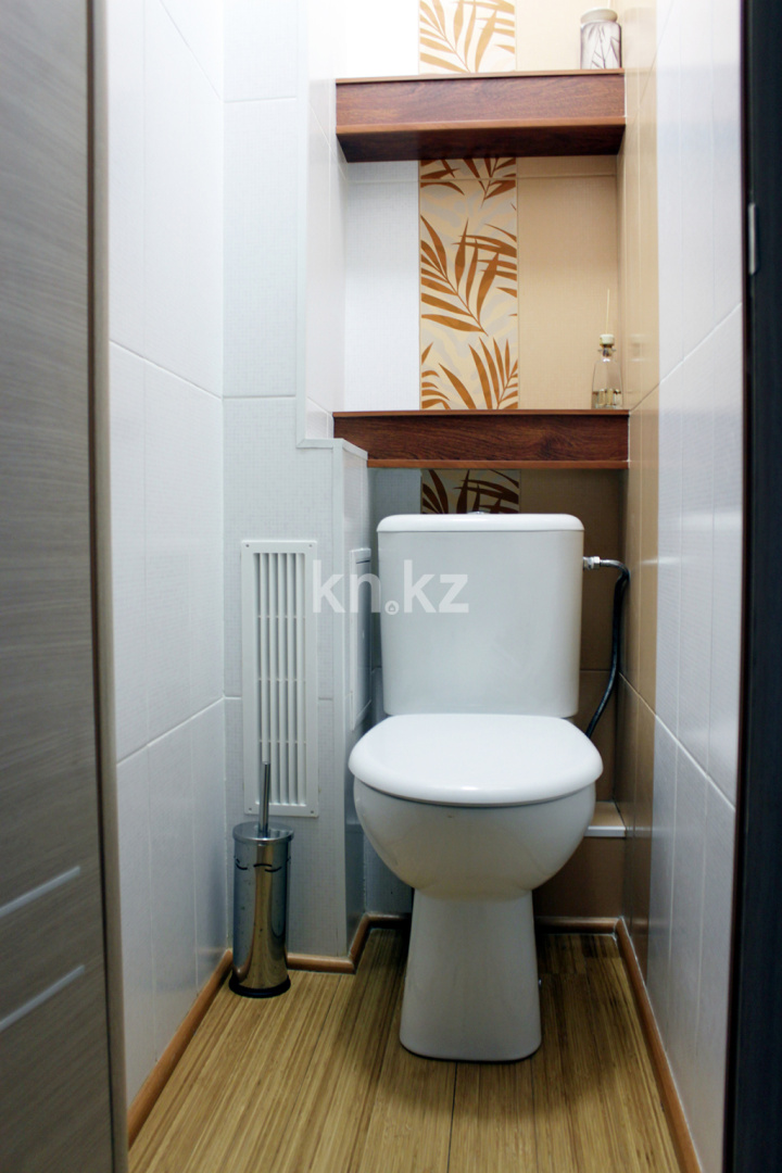 Продажа 3-комнатной квартиры, 59.3 м², мкр-н Аксай-2 в Алматы - фото 12