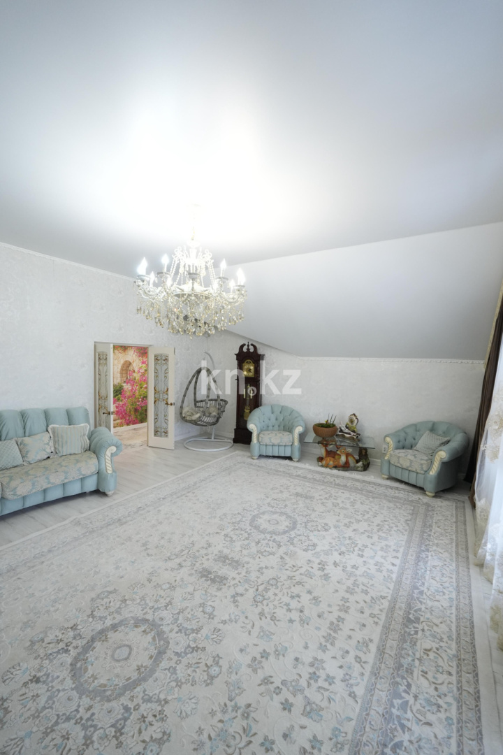 Продажа 5-комнатной квартиры, 188 м² - Недвижимость в Актобе фото 7 из 26