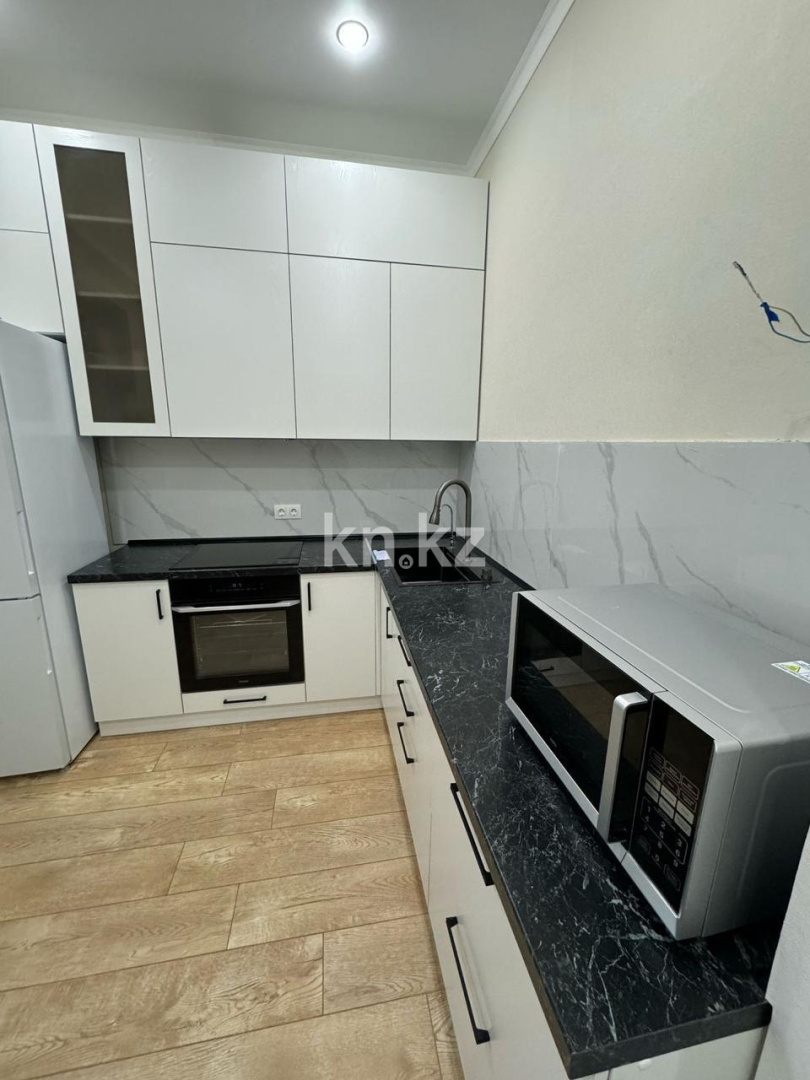 Аренда 1-комнатной квартиры, 38 м² - Аренда квартиры помесячно в Астане фото 1 из 10