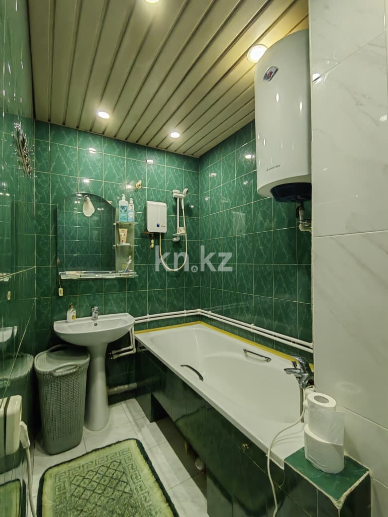 Продажа 4-комнатной квартиры, 77 м², ул. Язева, дом  10 - Продажа квартир в Караганде фото 26 из 35