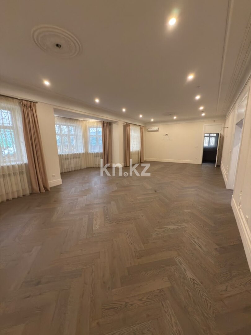 Продажа 7-комнатного дома, 550 м² в Караганде - фото 7