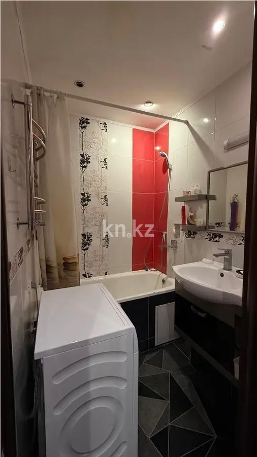 Продажа 3-комнатной квартиры, 63 м², ул. Пятницкого, дом  77а в Алматы - фото 4