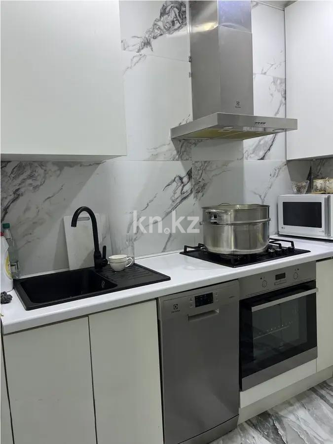 Продажа 3-комнатной квартиры, 78 м², ул. Шашкина, дом  32 в Алматы - фото 2