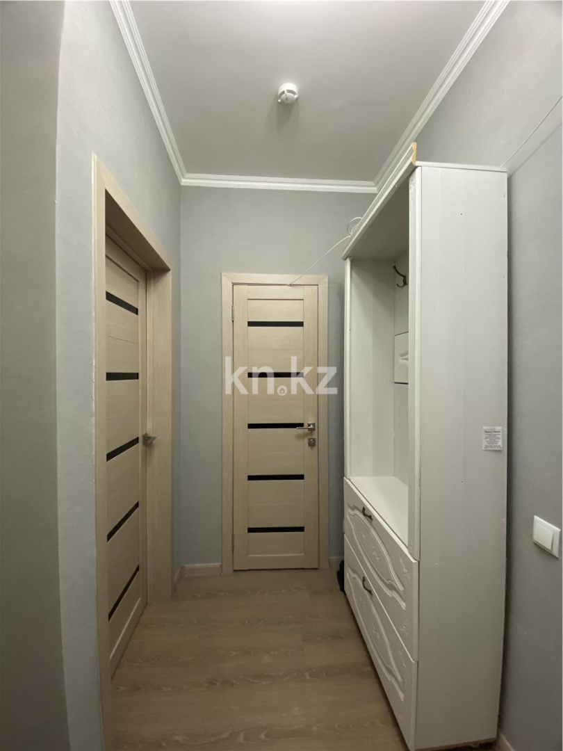 Продажа 1-комнатной квартиры, 36 м², ул. Бектурова в Астане - фото 11