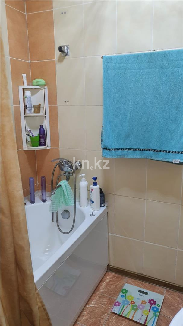 Продажа 3-комнатной квартиры, 73 м², ул. Магнитогорская - Продажа квартир в Караганде фото 10 из 13