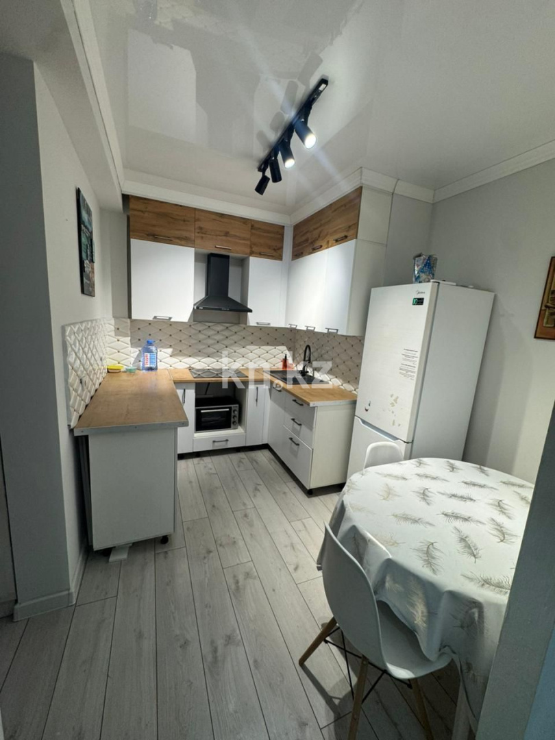 Аренда 3-комнатной квартиры, 85 м² - Аренда трехкомнатных квартир помесячно в Алматы фото 4 из 6