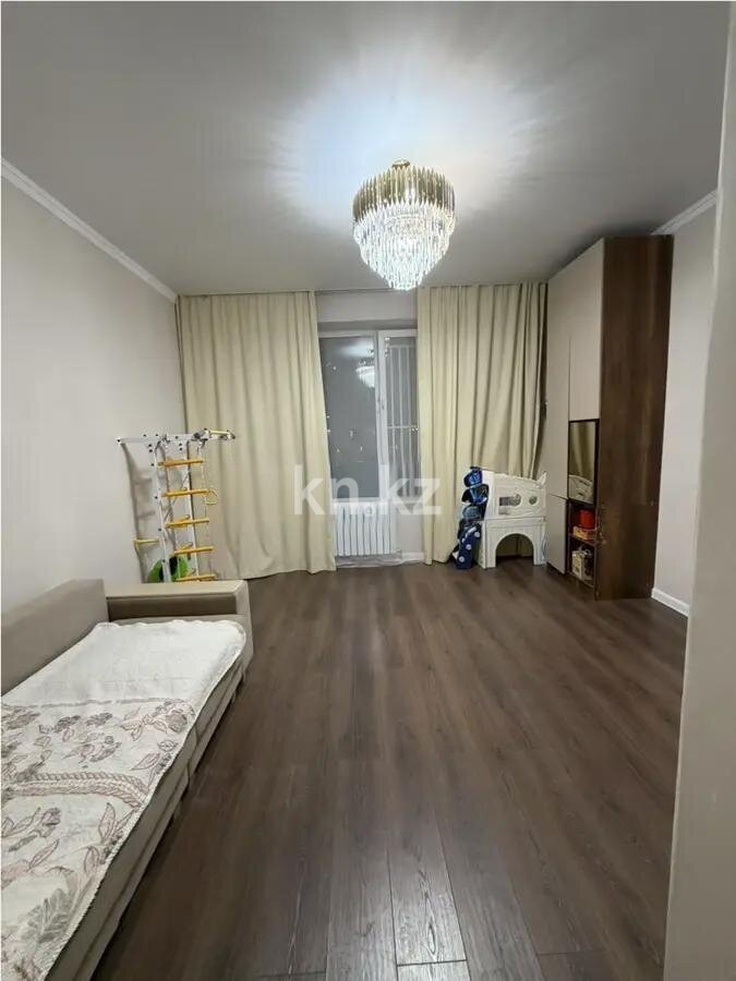 Продажа 1-комнатной квартиры, 38 м² в Астане