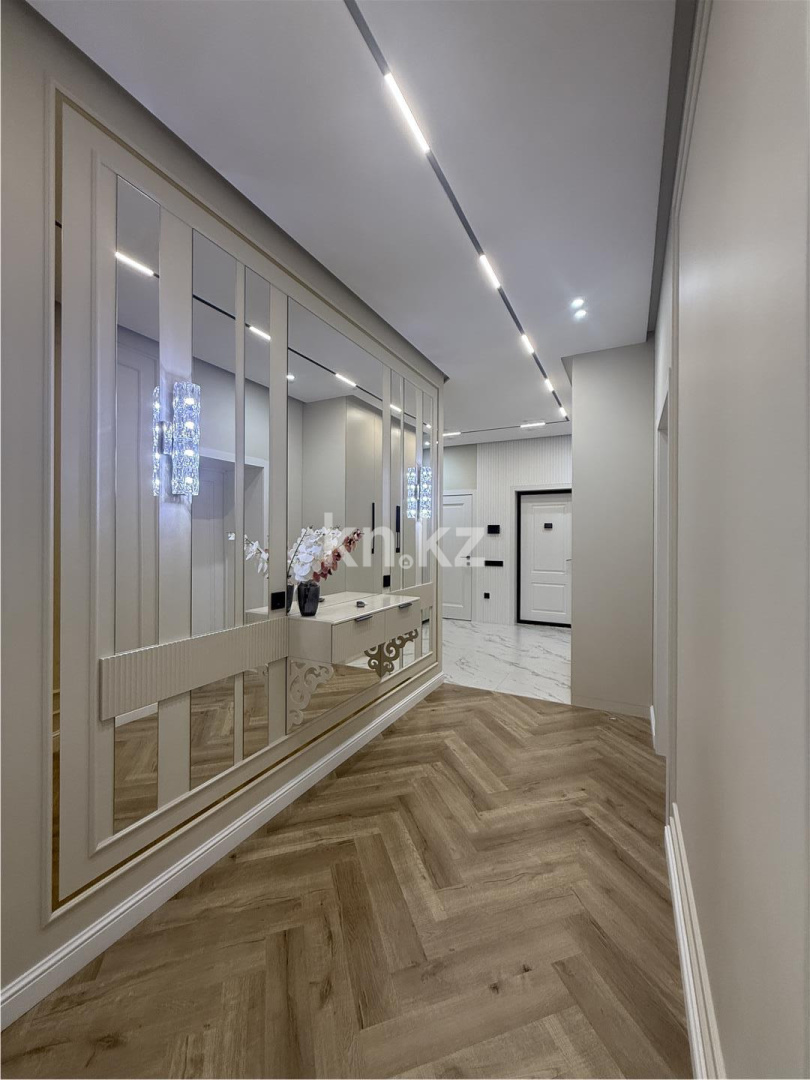 Продажа 4-комнатной квартиры, 120 м², ул. Ашимова, дом  13 - Продажа  четырехкомнатных квартир в Караганде фото 29 из 35