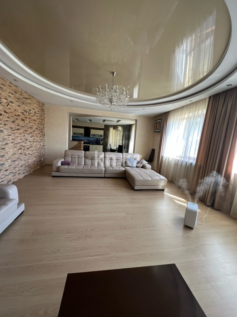 Продажа 7-комнатного дома, 474 м², ул. Комиссарова - Продажа домов и коттеджей в Караганде без посредников фото 14 из 40