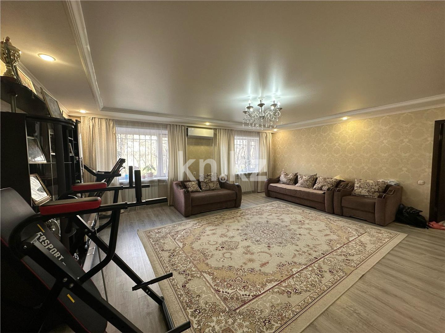 Продажа 4-комнатной квартиры, 106 м², мкр-н 6 - Продажа квартир в Караганде фото 1 из 9