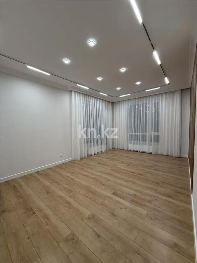 Продажа 2-комнатной квартиры, 61 м², ул. Нажимеденова, дом  28 в Астане