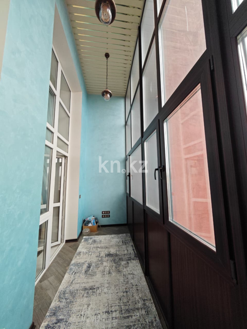 Продажа 3-комнатной квартиры, 96 м², ул. Ержанова, дом  18/6 - Продажа квартир в Караганде с фото фото 8 из 23