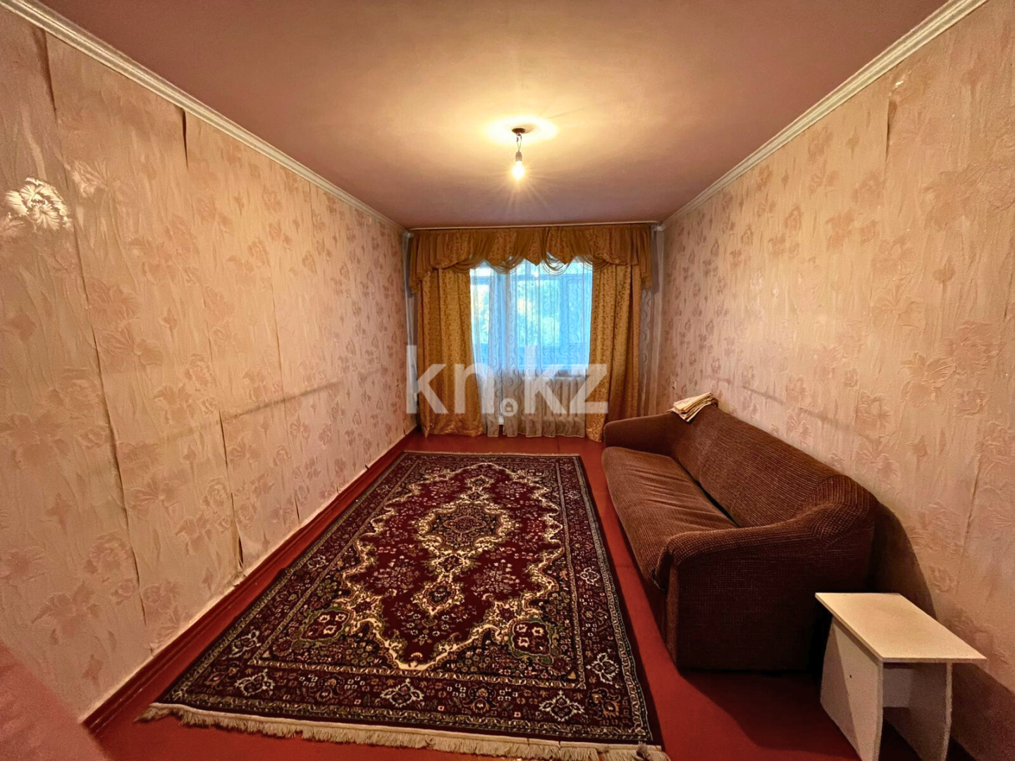 Продажа 2-комнатной квартиры, 43 м², 18-й мкр. - Продажа квартир в Караганде с фото фото 1 из 8