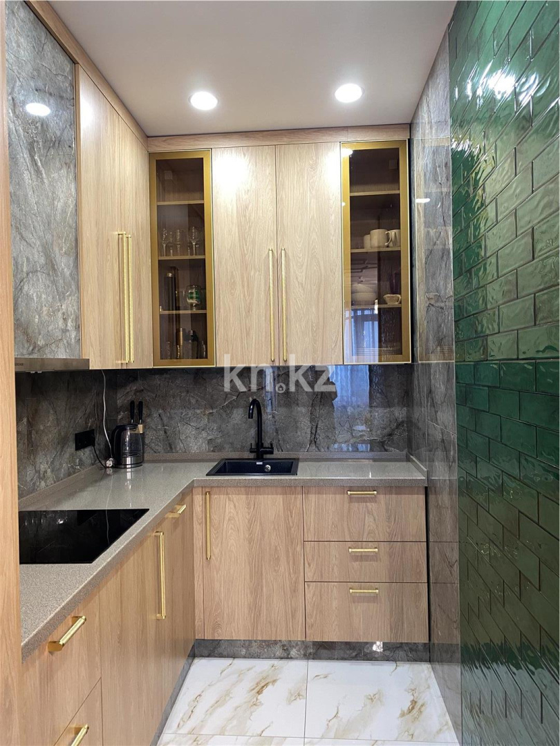 Продажа 4-комнатной квартиры, 132 м², ул. Шарля де Голля - Продажа квартир в Казахстане фото 7 из 27