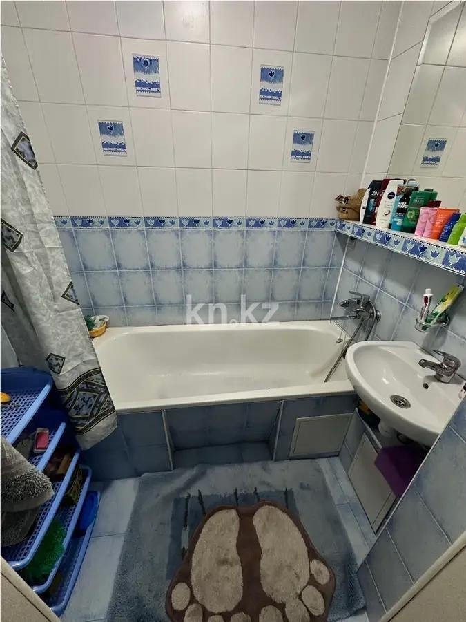 Продажа 3-комнатной квартиры, 68.8 м², мкр-н Аксай-1, дом  4б в Алматы - фото 5