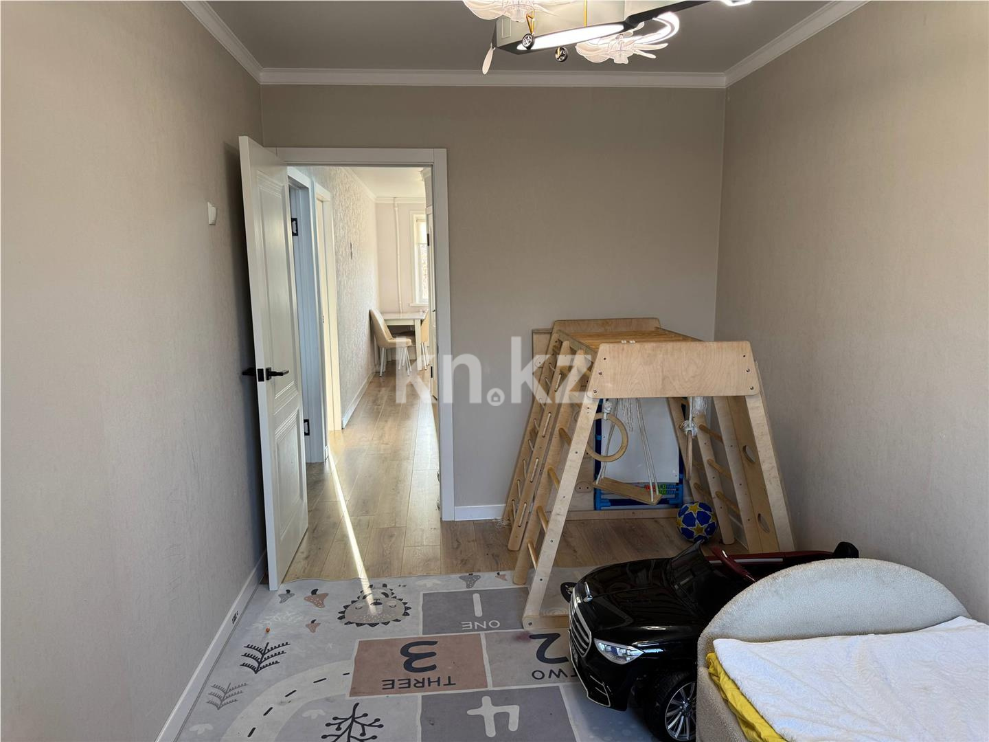 Продажа 3-комнатной квартиры, 63 м², мкр-н 23 - Продажа квартир в Караганде фото 5 из 12