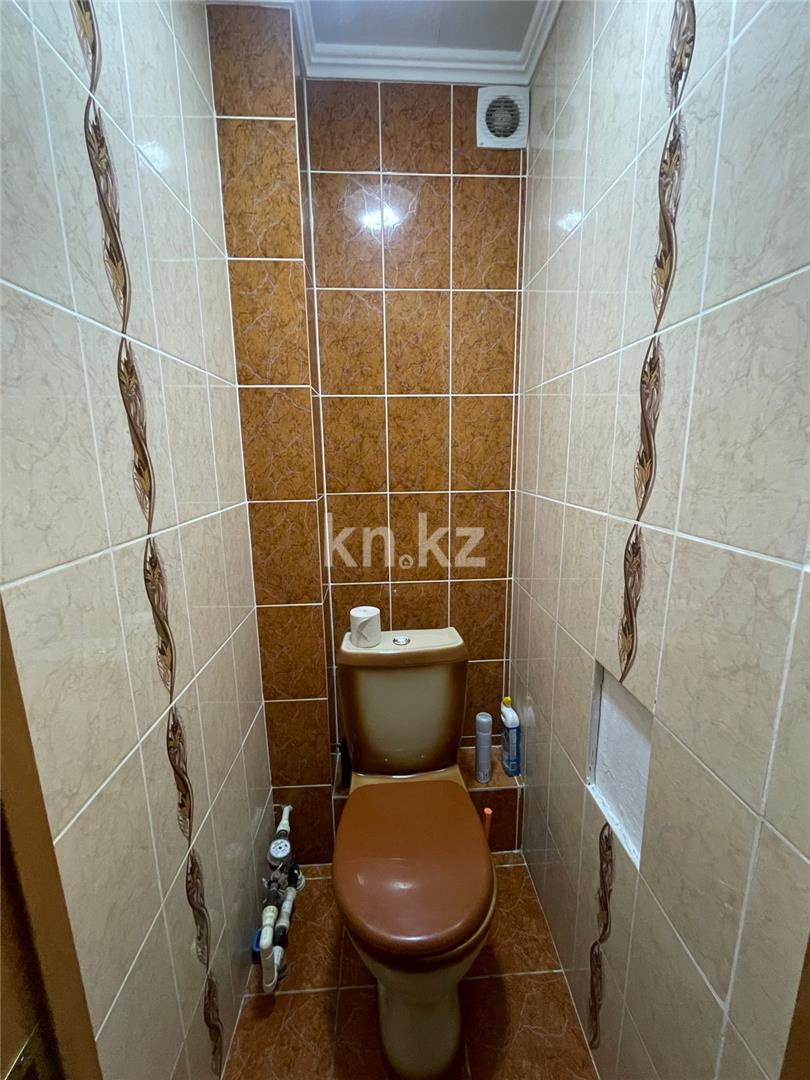 Продажа 4-комнатной квартиры, 80 м², мкр-н Голубые Пруды - Продажа квартир в Караганде фото 12 из 16