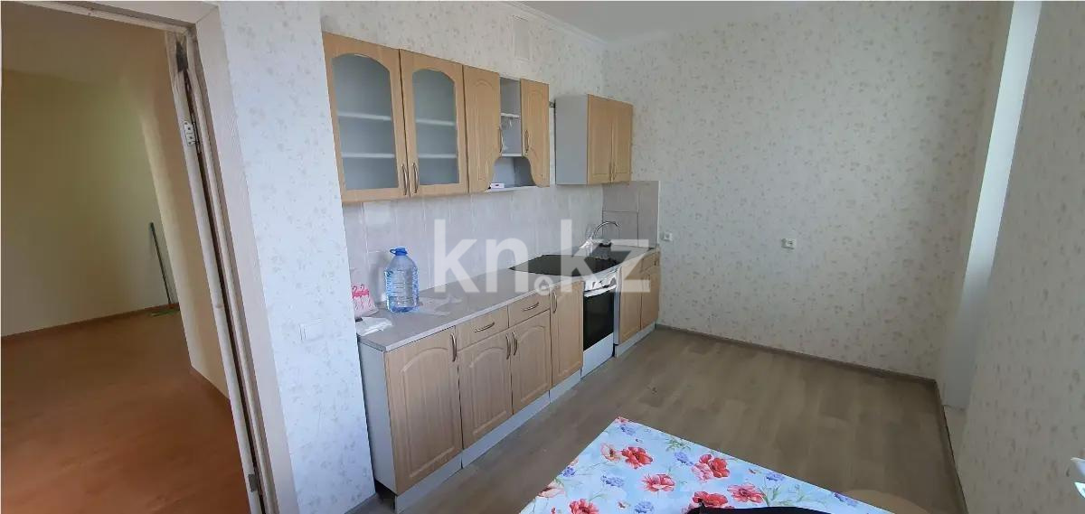 Продажа 2-комнатной квартиры, 70 м², ул. Омарова, дом  9 в Астане - фото 3