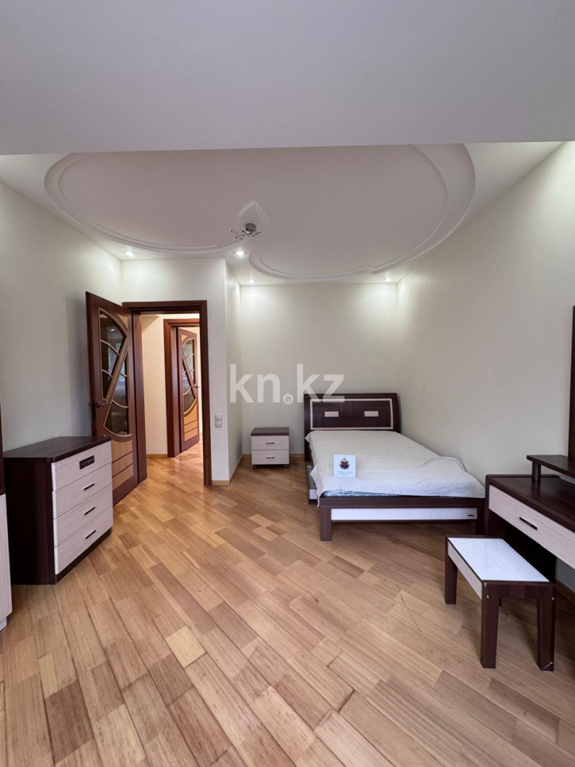 Продажа 4-комнатной квартиры, 133 м² - Продажа четырехкомнатных квартир в кирпичном доме в Казахстане - страница 4 фото 10 из 16