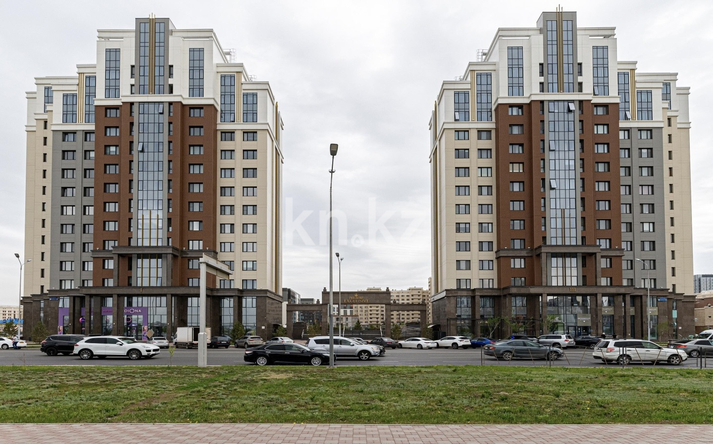 Продажа 4-комнатной квартиры, 92 м², ул. Туркестан, дом  28 в Астане - фото 3