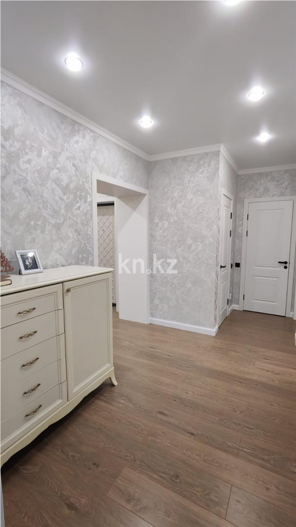 Продажа 4-комнатной квартиры, 115 м², ул. Букетова - Продажа квартир в Караганде фото 26 из 29