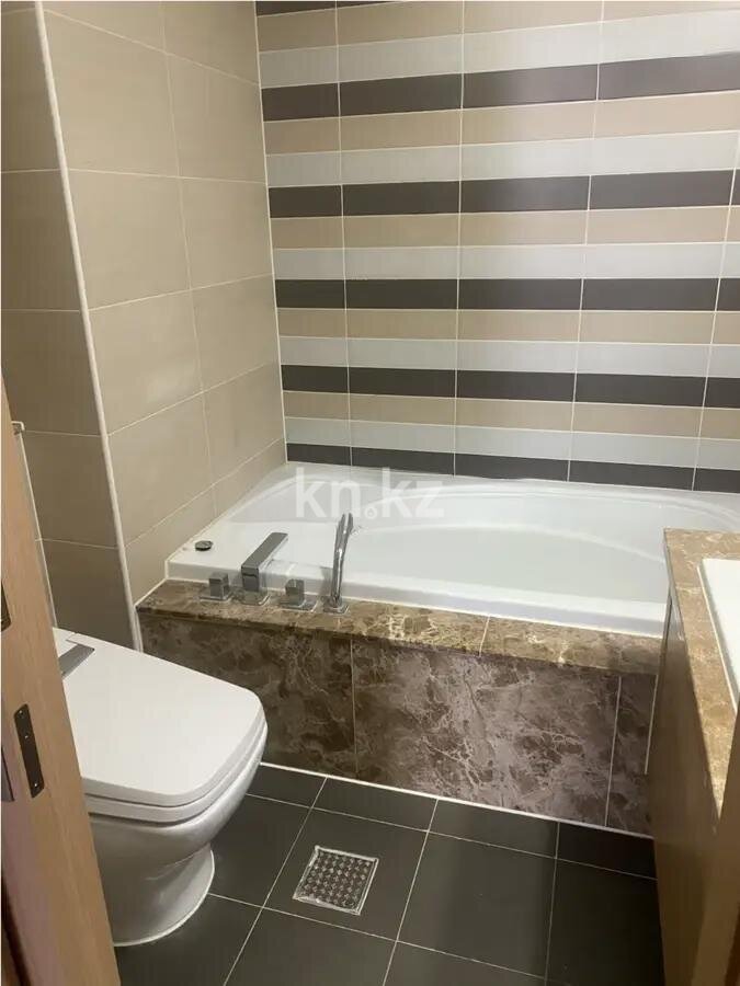 Продажа 3-комнатной квартиры, 98 м² в Астане - фото 4
