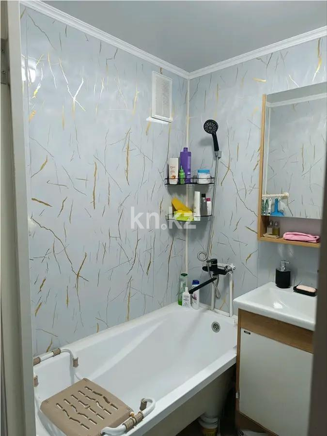 Продажа 2-комнатной квартиры, 43 м², мкр-н 13, дом  11 в Караганде - фото 4