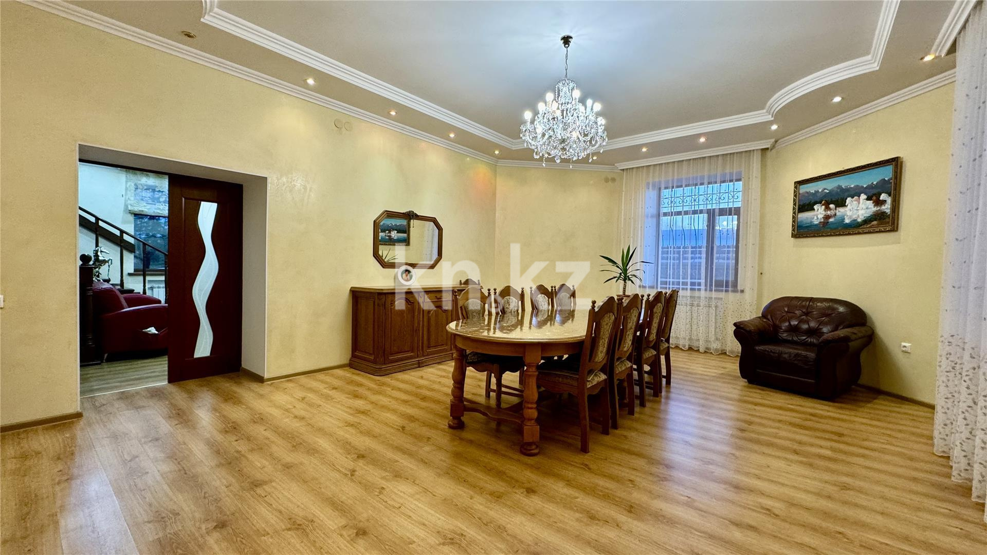 Продажа 6-комнатного дома, 391 м², ул. Ермекова, дом  91/7 в Караганде - фото 3