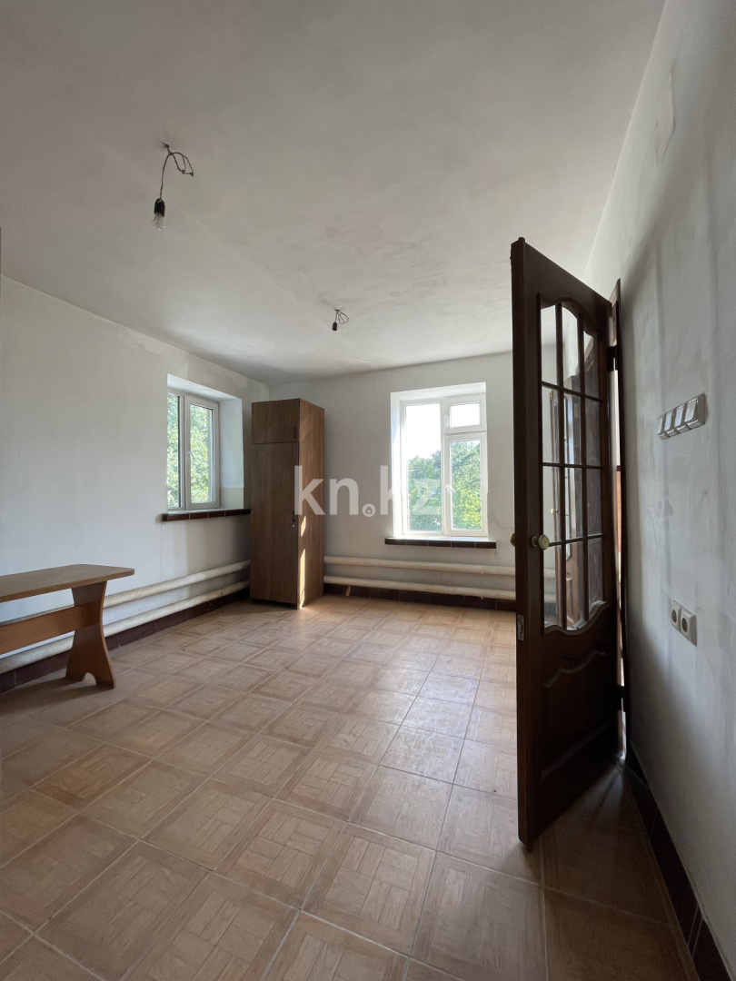 Продажа , 320 м², ул. Чернова, дом  58 - Продажа жилой и коммерческой недвижимости в Усть-Каменогорске фото 7 из 17