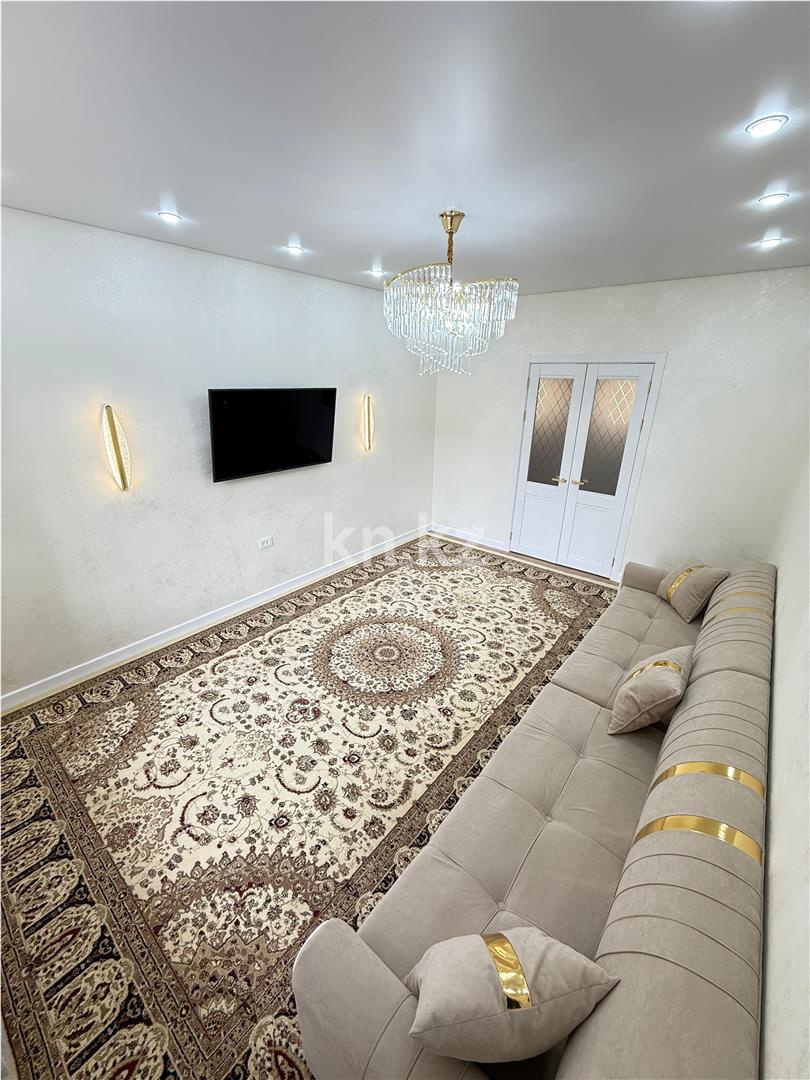 Продажа 3-комнатной квартиры, 86 м², ул. Букетова - Продажа  трехкомнатных квартир в Караганде фото 2 из 19