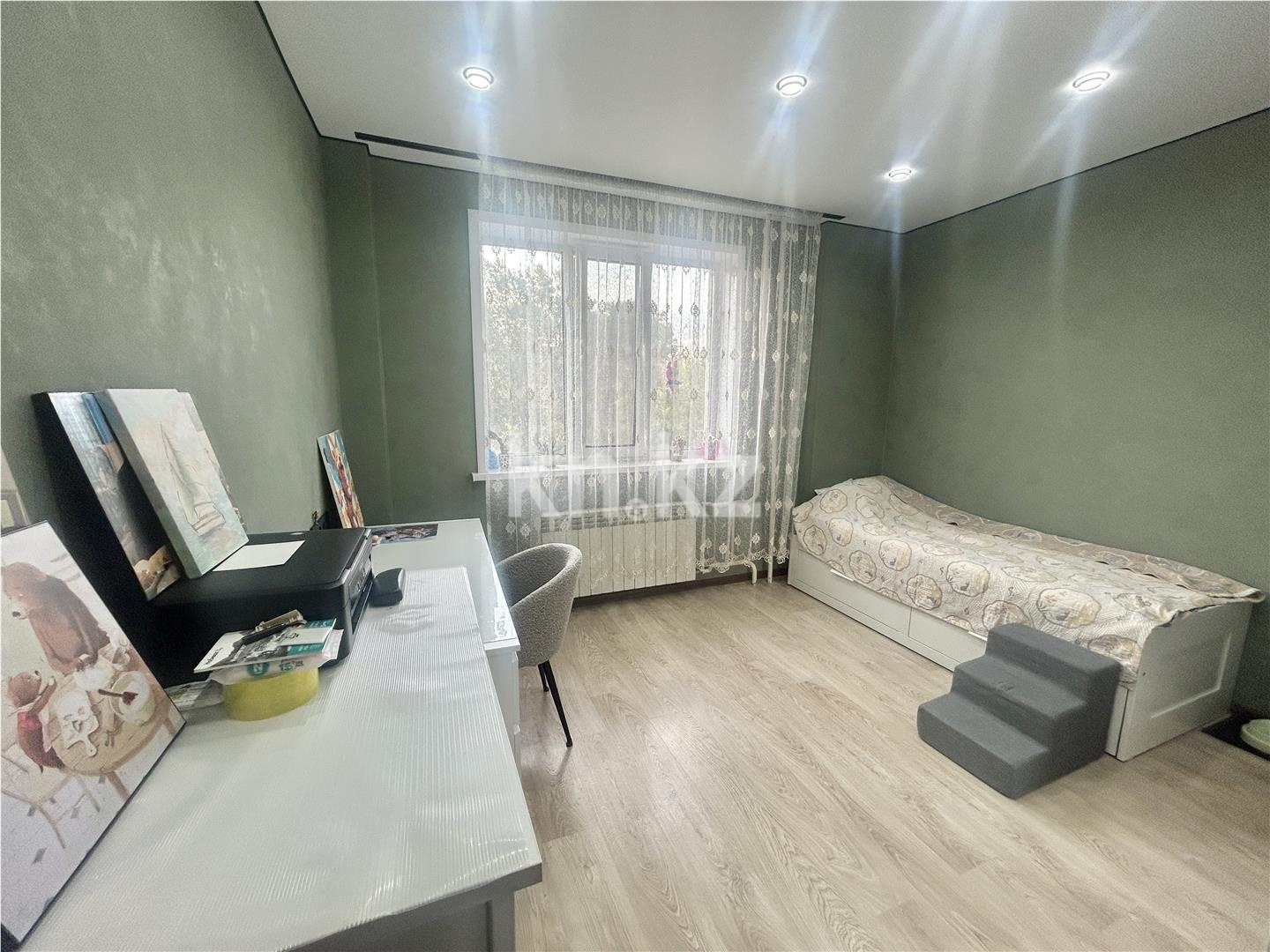 Продажа 3-комнатной квартиры, 80 м² - Продажа квартир в блочном доме в Караганде - страница 2 фото 8 из 19