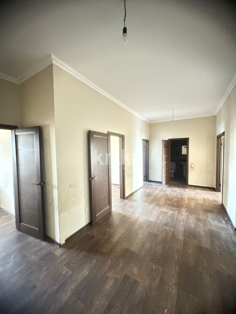 Продажа 3-комнатной квартиры, 113 м², ул. Нарикбаева, дом  12 в Астане - фото 9