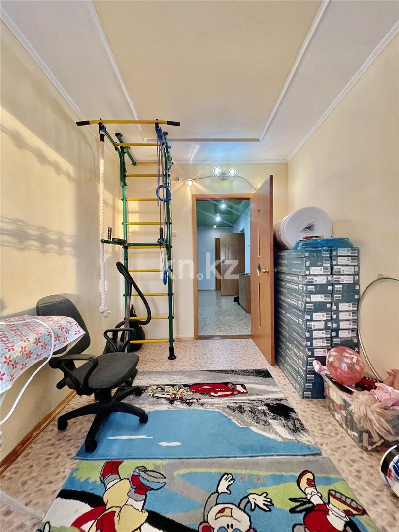 Продажа 4-комнатной квартиры, 78 м², ул. Потанина (Защитная), дом  70 - Продажа  четырехкомнатных квартир в Караганде с фото фото 5 из 18