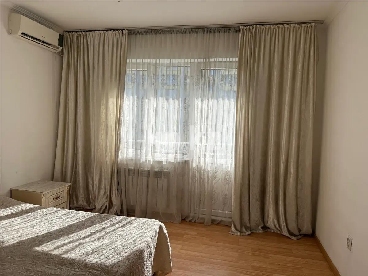 Продажа 2-комнатной квартиры, 70 м² в Алматы - фото 2