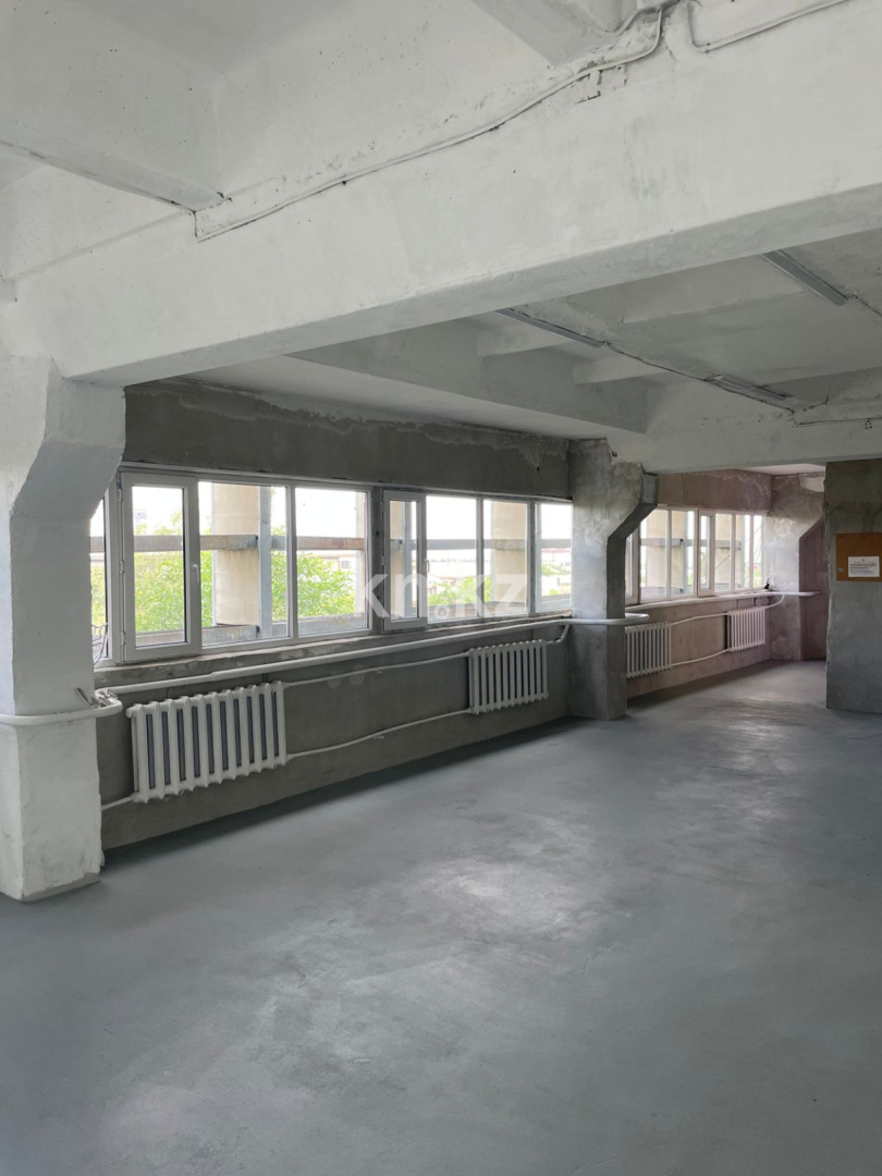 Аренда , ул. Жарокова, дом  210 - Аренда офисных и торговых помещений в Алматы фото 1 из 4