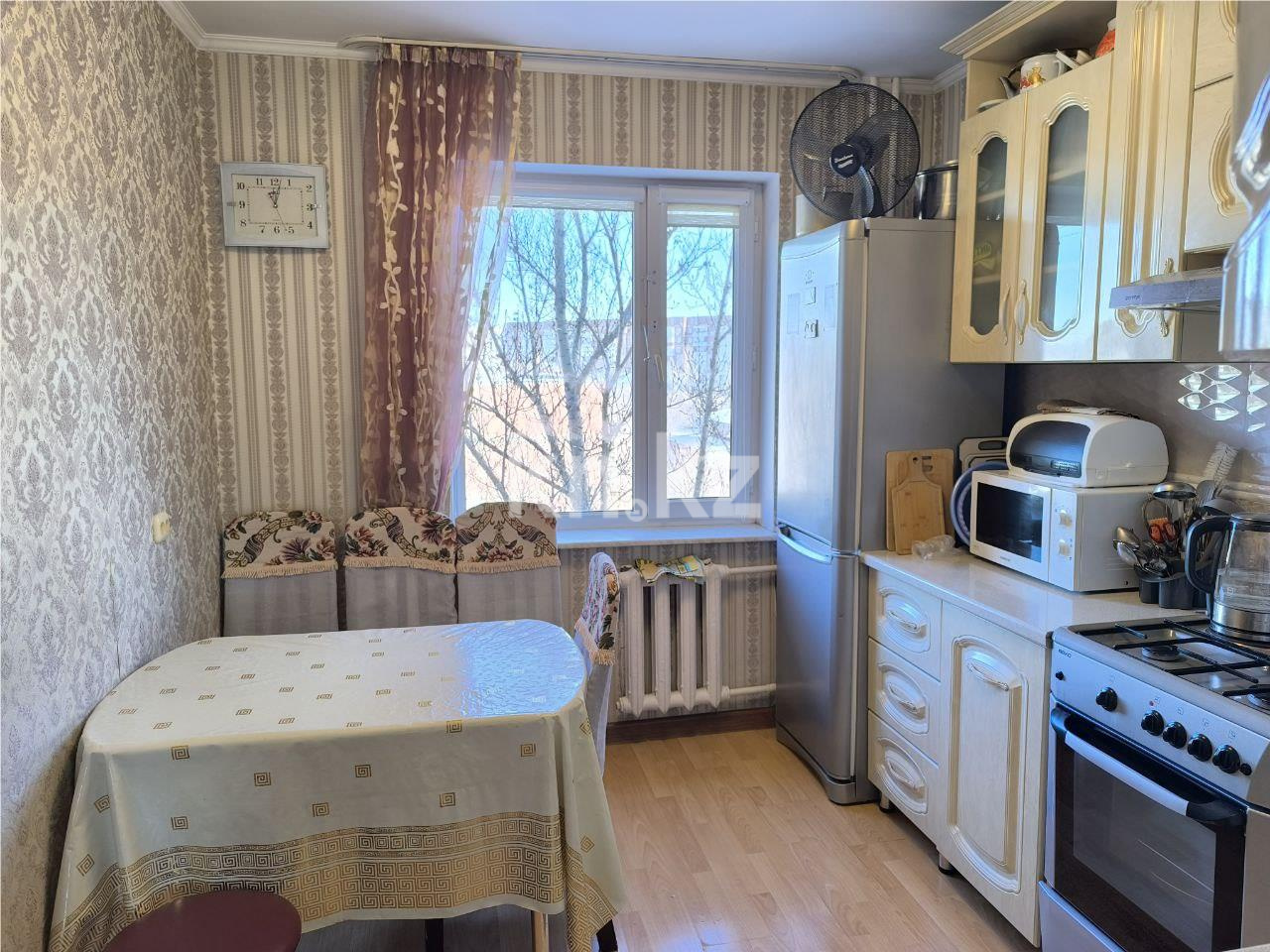 Продажа 3-комнатной квартиры, 62 м² - Продажа  трехкомнатных квартир в Караганде на Юго-Востоке фото 8 из 16