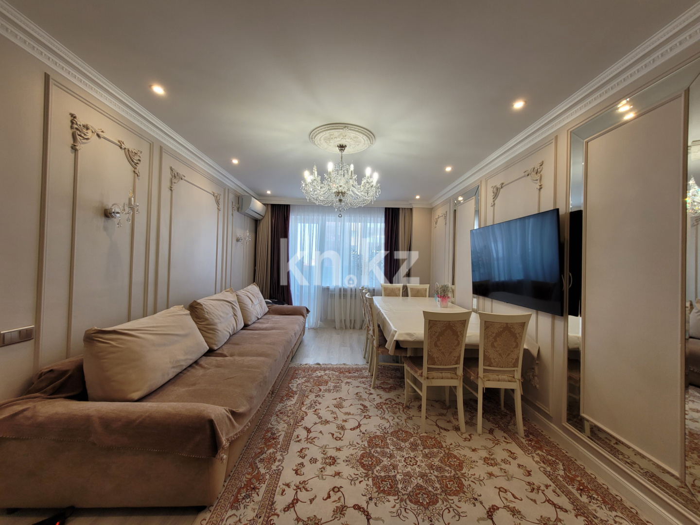 Продажа 4-комнатной квартиры, 108 м², пр. Шахтеров - Продажа  четырехкомнатных квартир в Караганде с фото фото 1 из 14