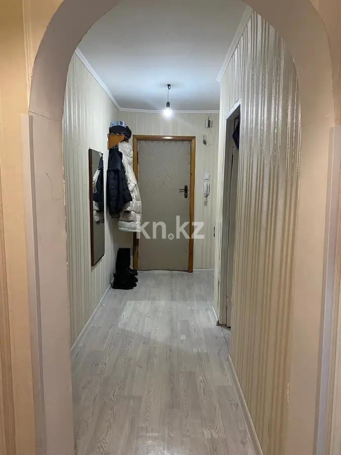 Продажа 3-комнатной квартиры, 58 м², мкр-н Восток-3, дом  18 в Караганде - фото 7