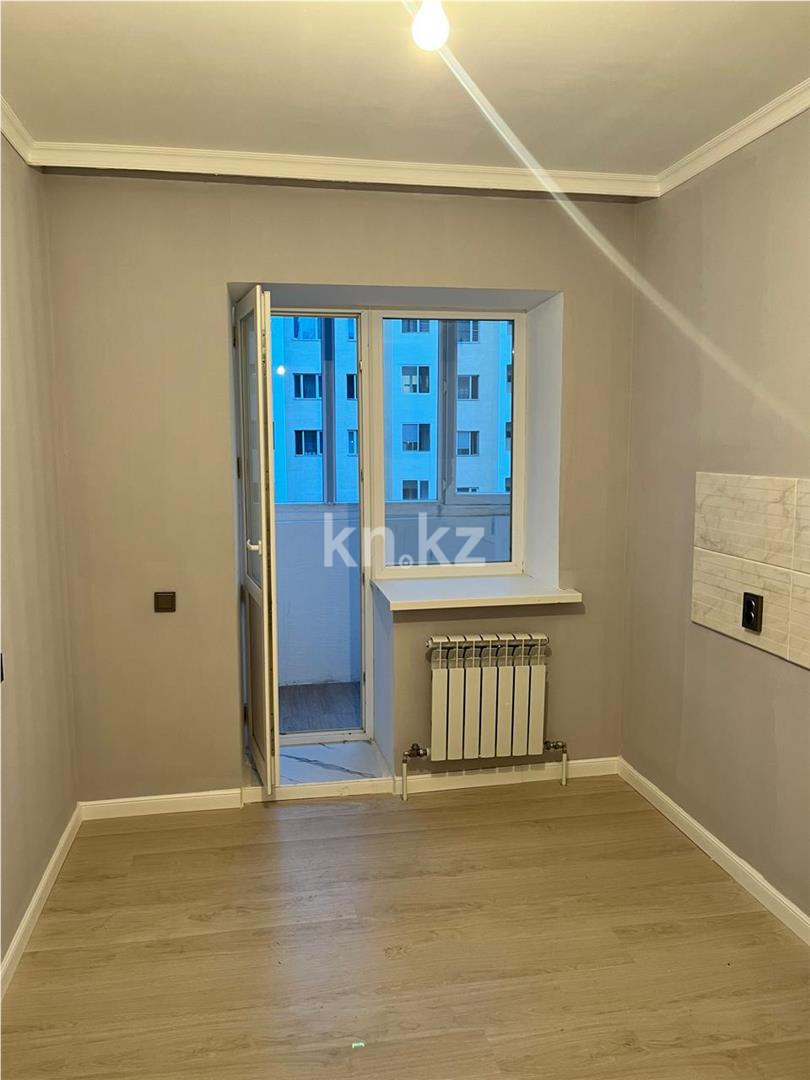 Продажа 3-комнатной квартиры, 72.7 м², ул. Е-15 в Астане - фото 2