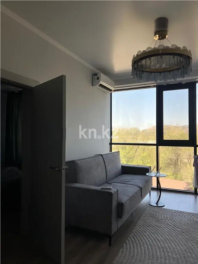 Продажа 3-комнатной квартиры, 73 м², ул. Кармысова, дом  84/2 - Продажа квартир в Алматы фото 1 из 4
